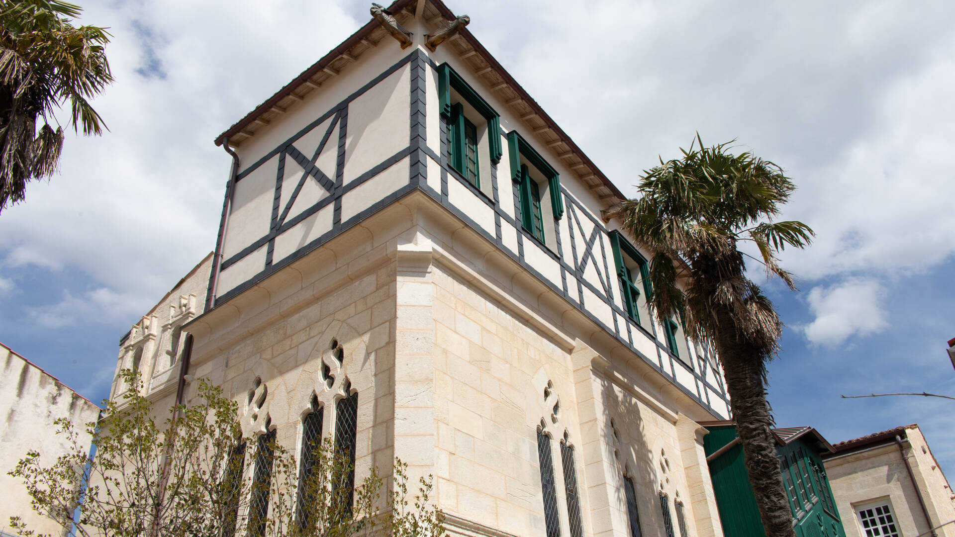 Façade intérieure Maison de Pierre Loti © Simon David 