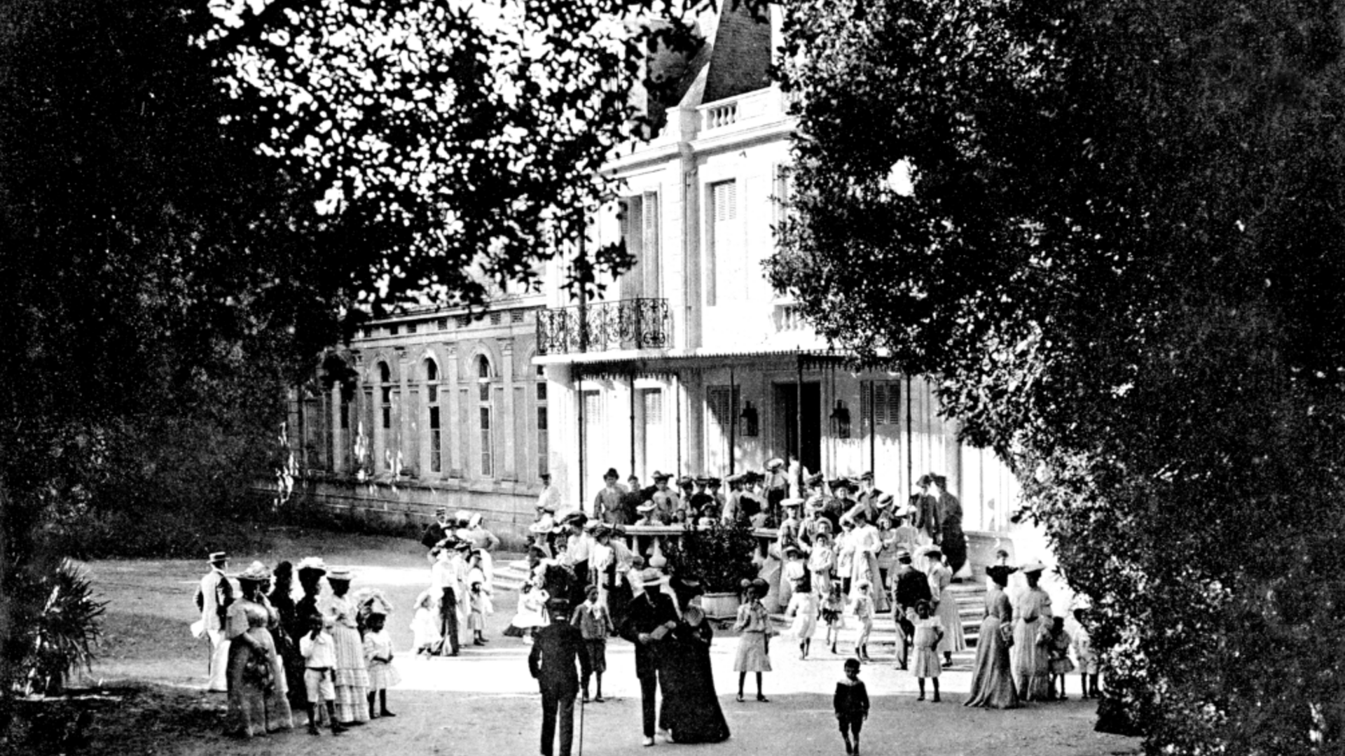 Photo d'époque du premier Casino de Fouras "Château du Bois Vert"
