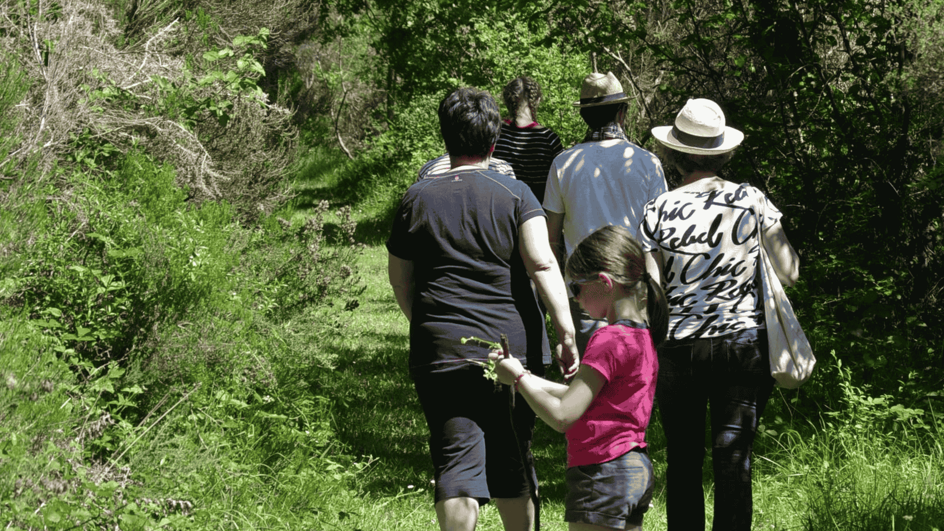 Randonnée à la Gripperie-Saint-Symphorien en famille 