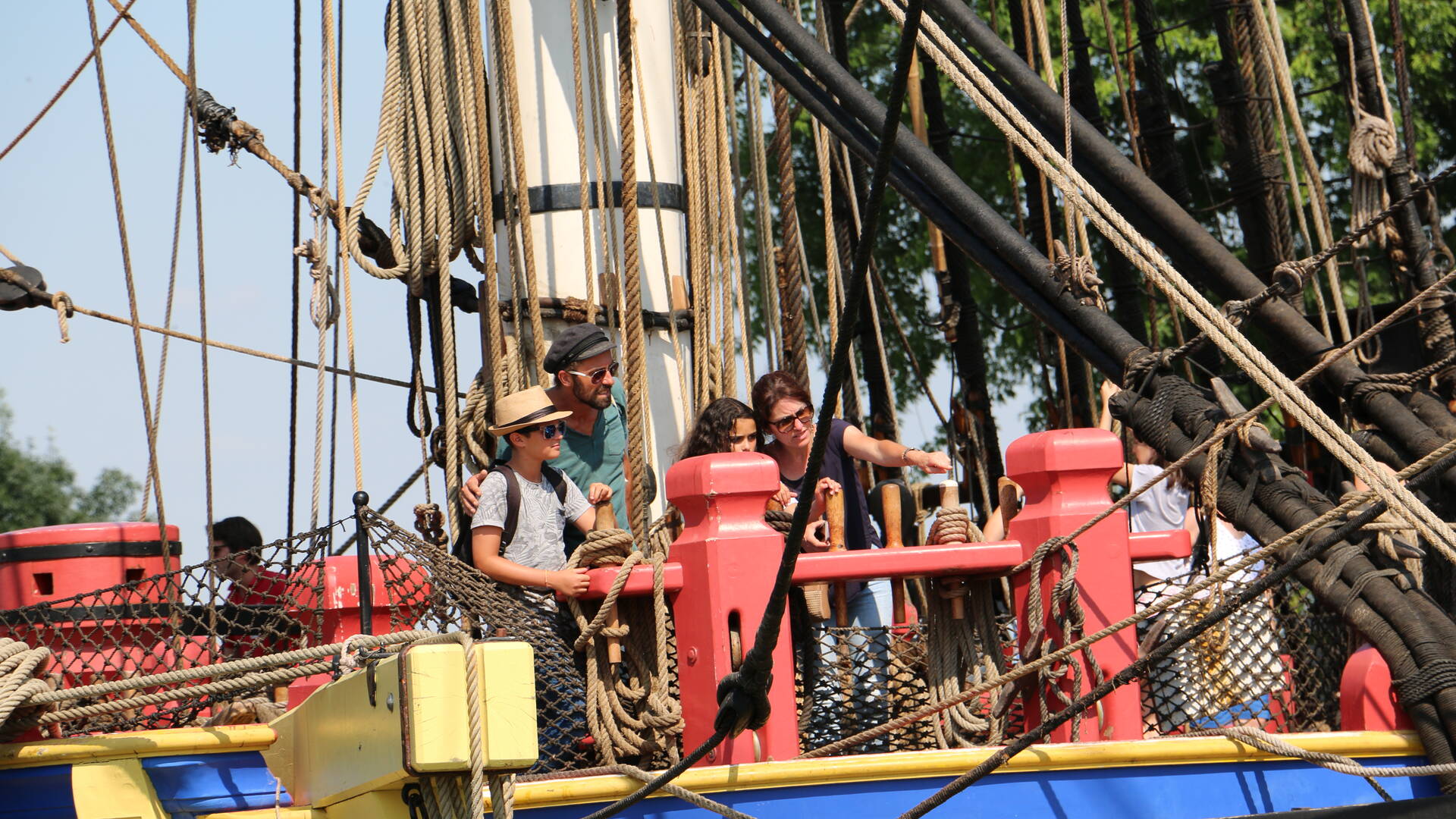 Tournage sur l'Hermione © Steven Boutin Office de Tourisme Rochefort Océan 