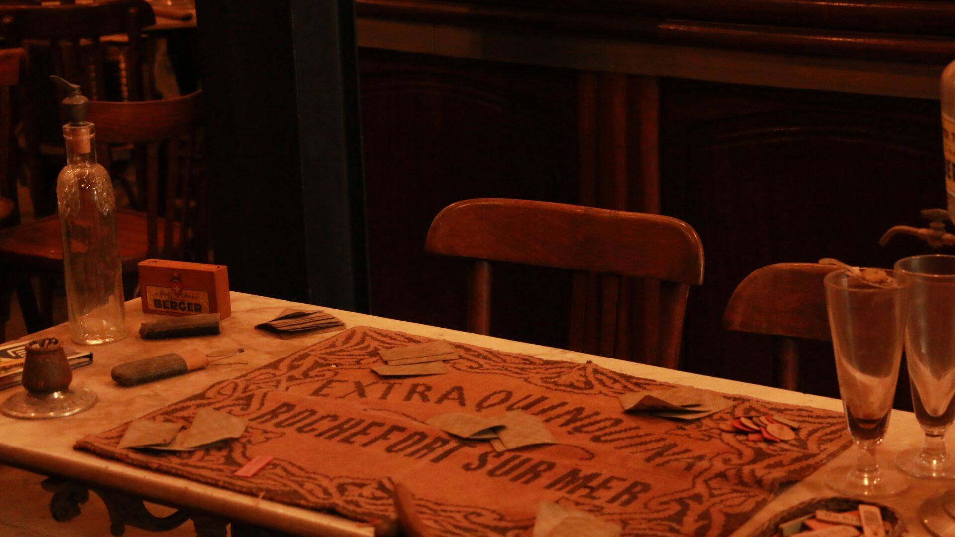 musée des commerces d'autrefois, bar