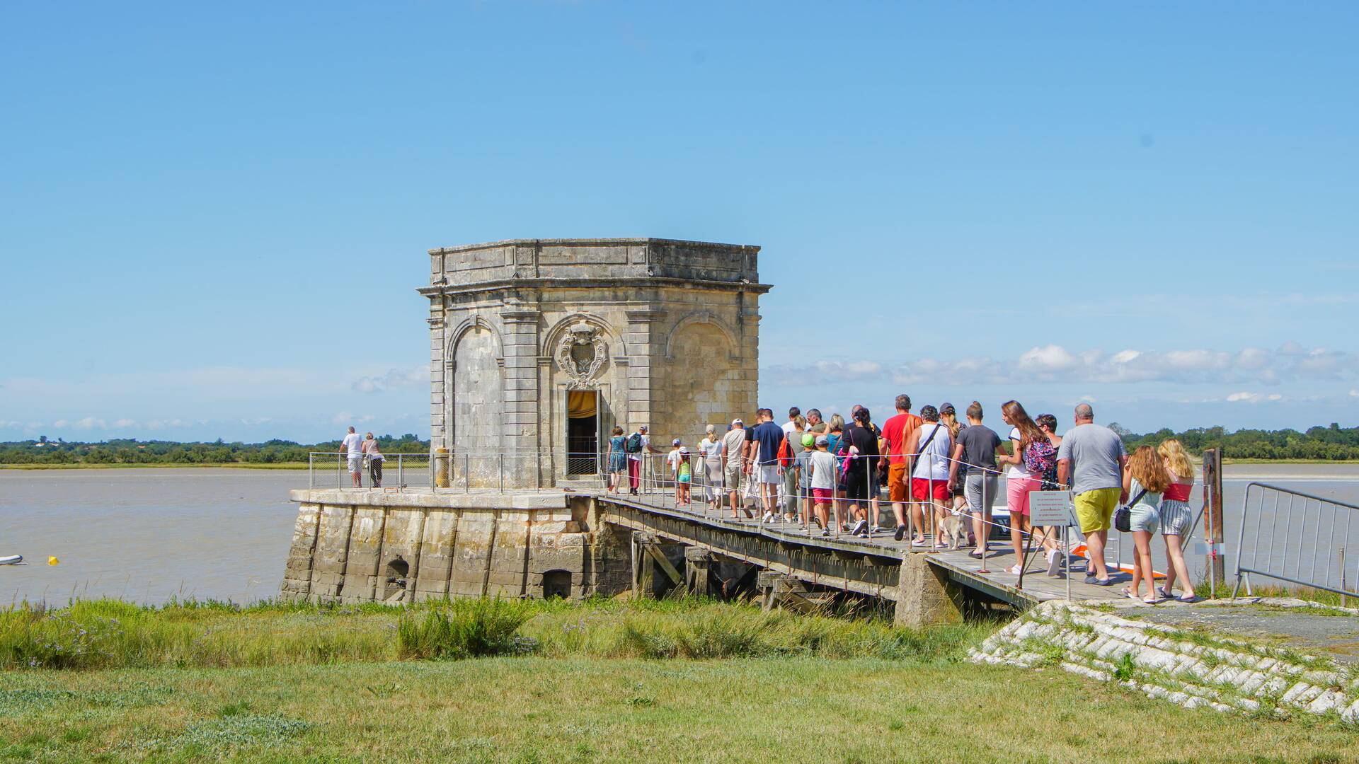 Fontaine Lupin à Saint-Nazaire-sur-Charente © Chrystelle Écale