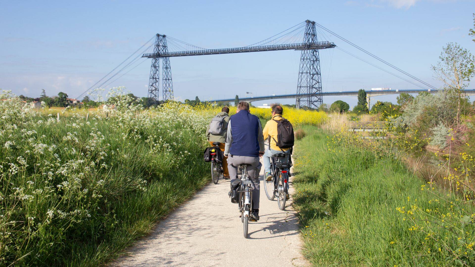 Chemin de Charente à vélo, direction Pont transbordeur