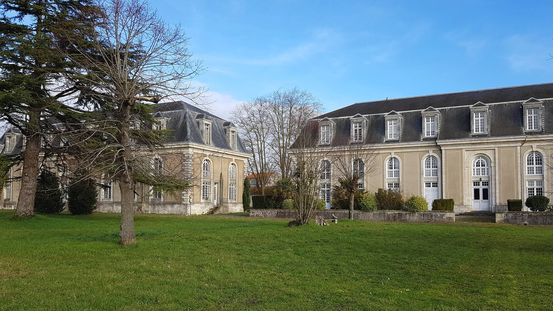 Les pavillons de l'hôpital 