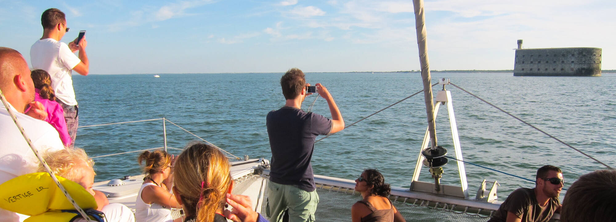 Le tour du Fort Boyard en bateau à Rochefort Océan Office de Tourisme