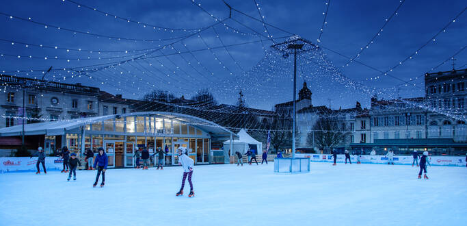 La patinoire de Rochefort -Place en Colbert en décembre ©L.Pétillon