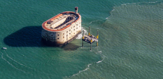 Fort Boyard, the legendary stone vessel in Rochefort Ocean