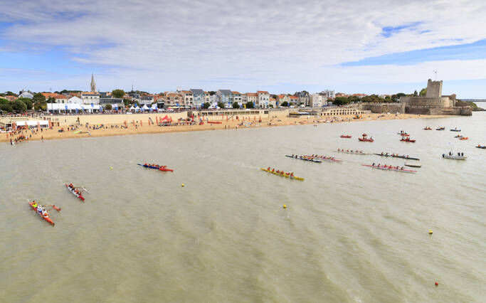 https://www.rochefort-ocean.com/sites/rochefort-ocean-tourisme/files/styles/laptop_rectangle/public/visuelpage/fortboyardchallenge201868i0270_0.jpg?itok=QwSE1_wd