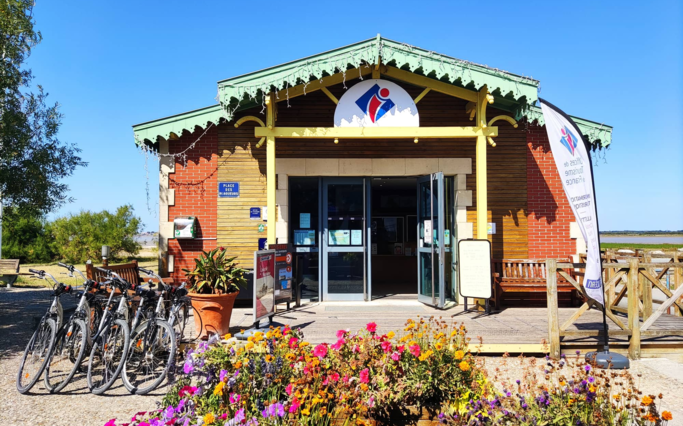 4 Tourist information offices