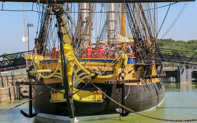 The story of the frigate Hermione