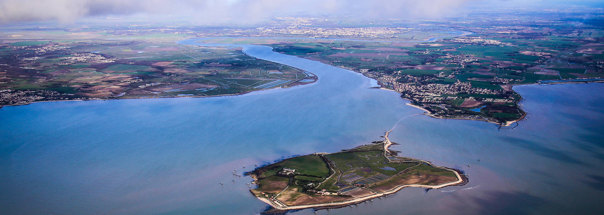 Vue aérienne de l’île Madame - © Vols de Max