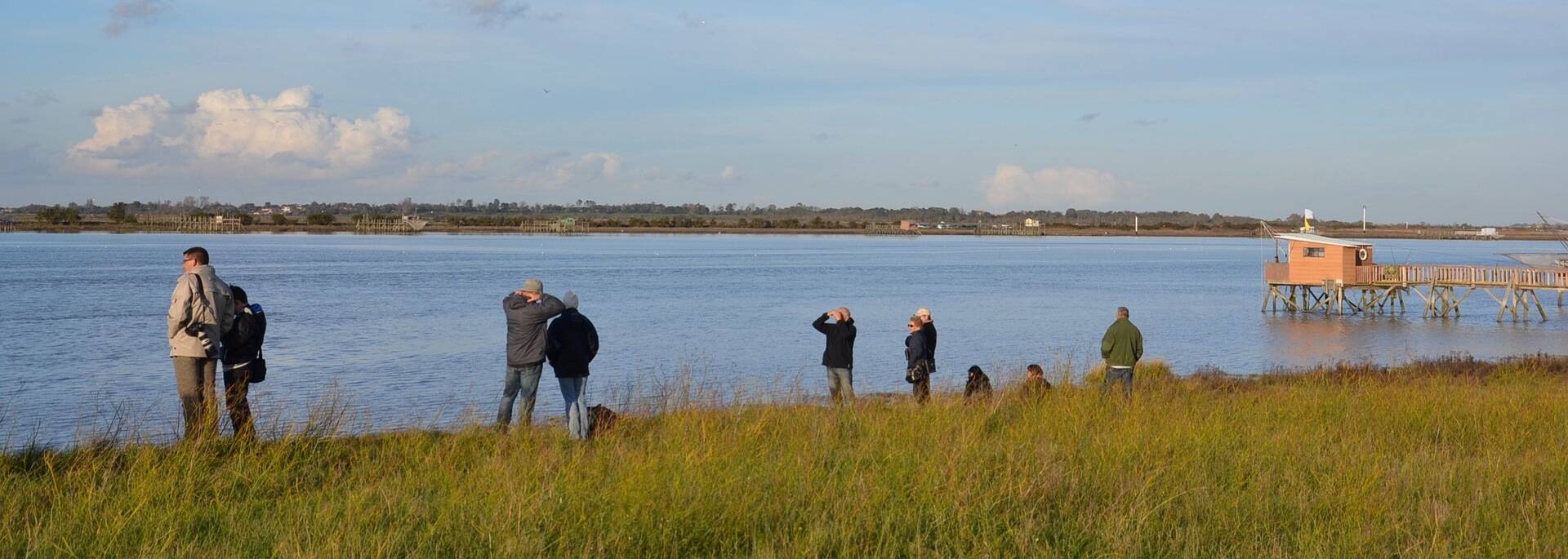 Promeneurs sur l’estuaire de la Charente - © Samuel Courtois