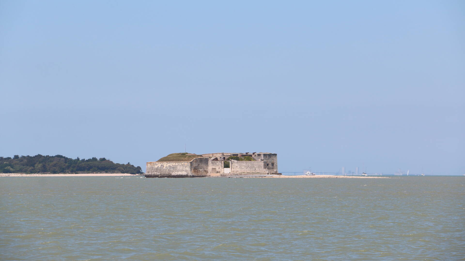 vue-fort-enet-fouras-les-bains-rochefort-ocean©Julie Paulet