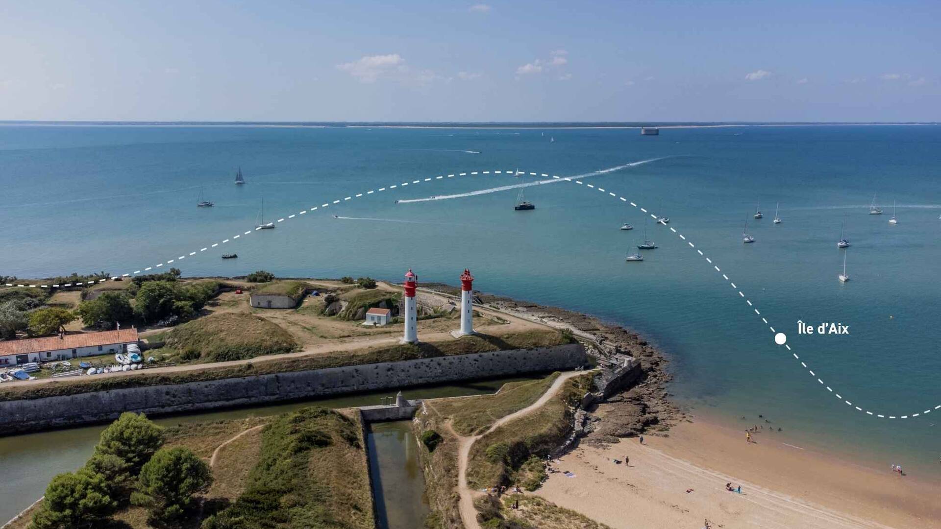 Ile d'Aix, perle de l'Estuaire à proximité de Fort Boyard ©L.Pétillon