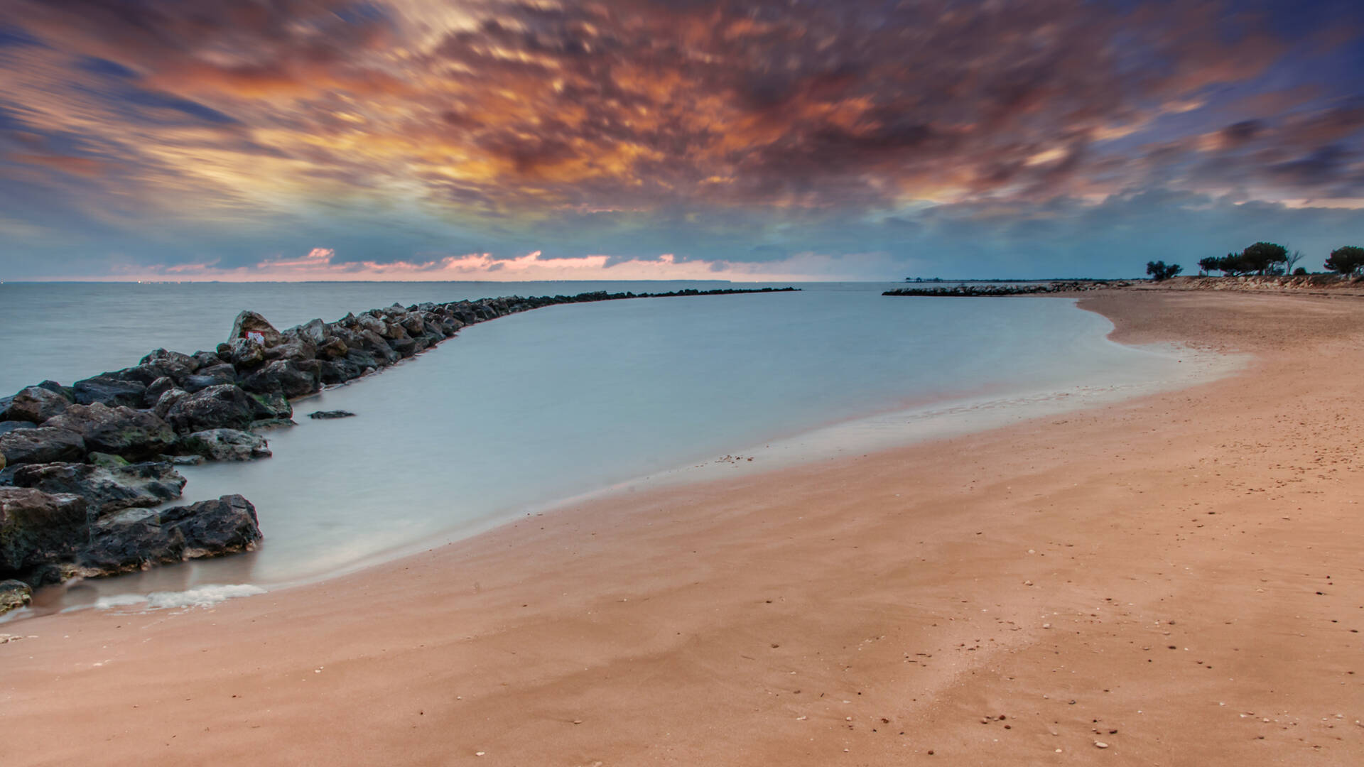 Plage de Port-des-Barques ©L.Pétillon