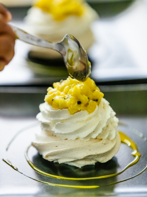 rochefort-ocean-dessert-menu-de-fete ©Destination Côte Atlantique © Farid Makhlouf