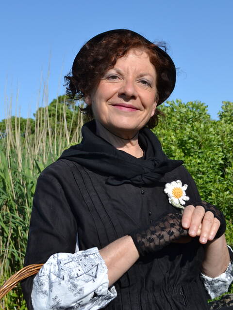 Suzanne Simonneau dans "Ferdinand ou l'aventure des ponts", Catherine Sarezza © Maison du Transbordeur   