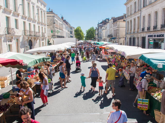 Le marché de Rochefort @ David Compain