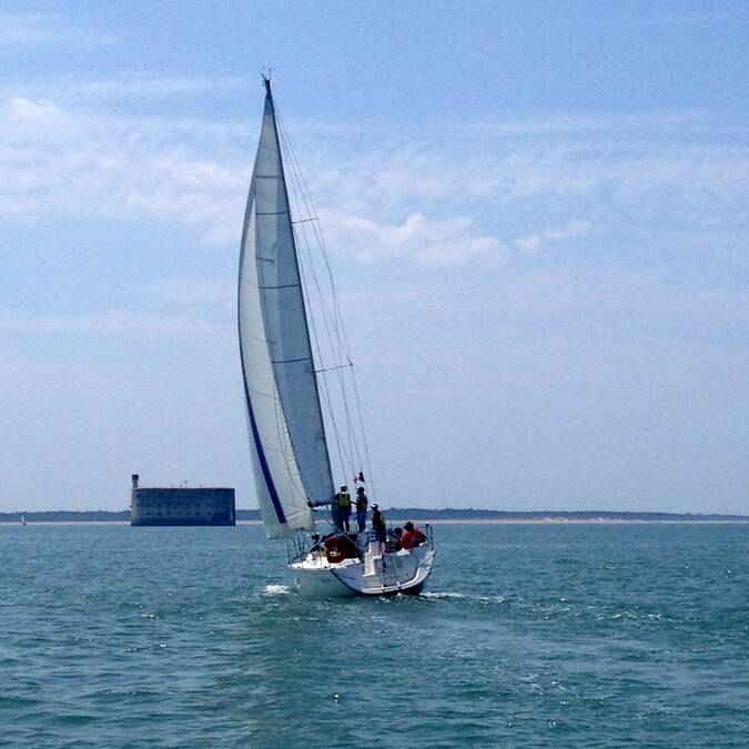 Nautisme, balade en voilier vers le fort Boyard, Rochefort Océan