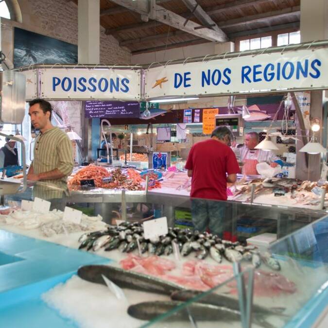 Le marché quotidien de la rue de la Halle