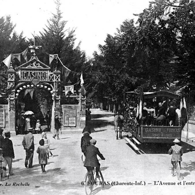 Ancienne photo de l’entrée du Casino de Fouras-les-Bains