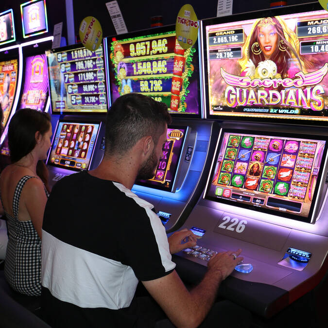 Le casino de Fouras-les-Bains, machine à sous, Rochefort Océan, Charente-Maritime