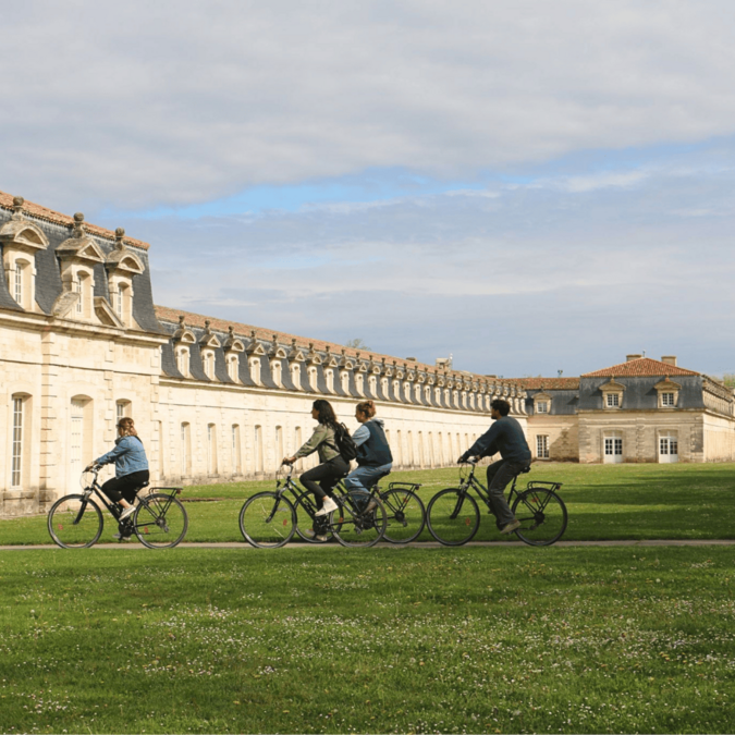 Balade en vélo le long des bords de Charente à la Corderie Royale