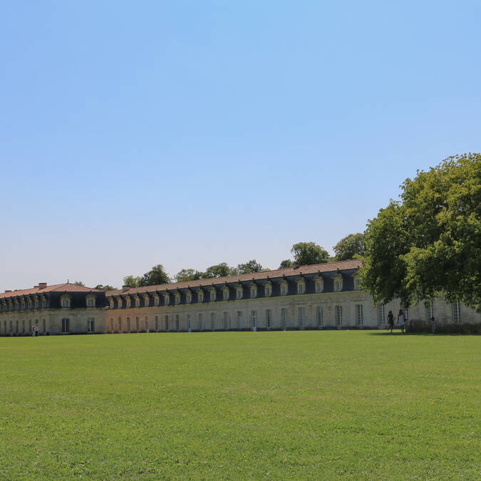Vue sur la Corderie Royale