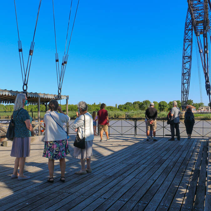 Sur la nacelle du pont Transbordeur 