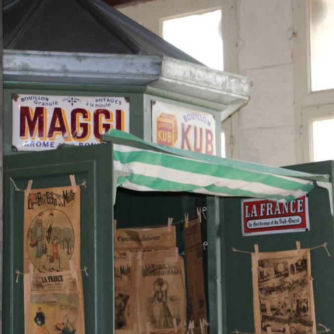 musée des commerces d'autrefois, kiosque à journaux