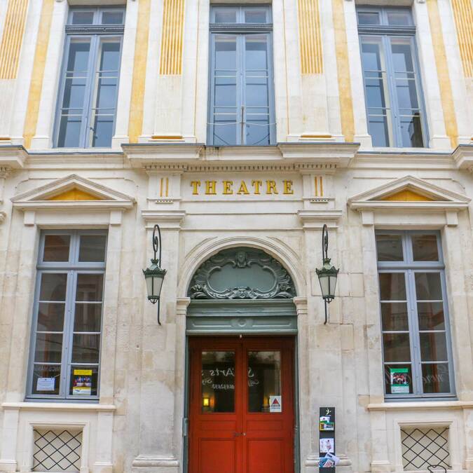 rochefort-ocean-rochefort-theatre-historique-architecture-décors