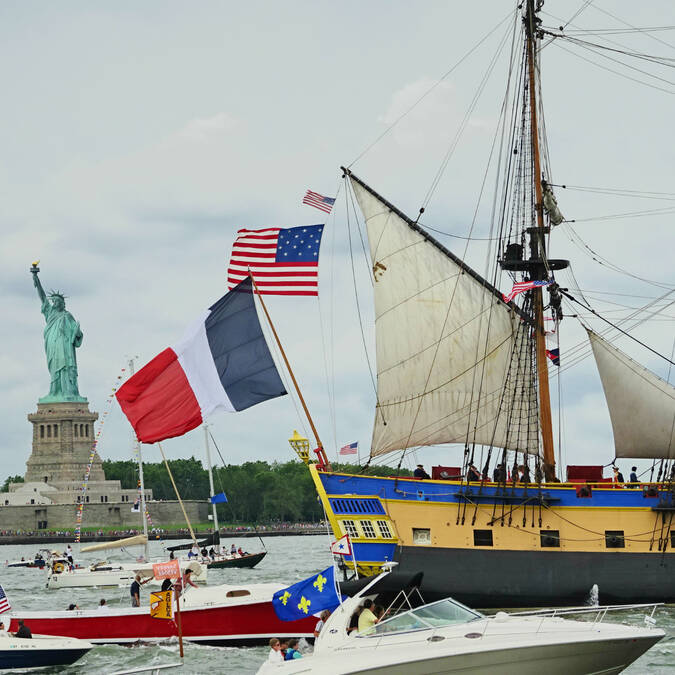 La statue de la liberté et l'Hermione