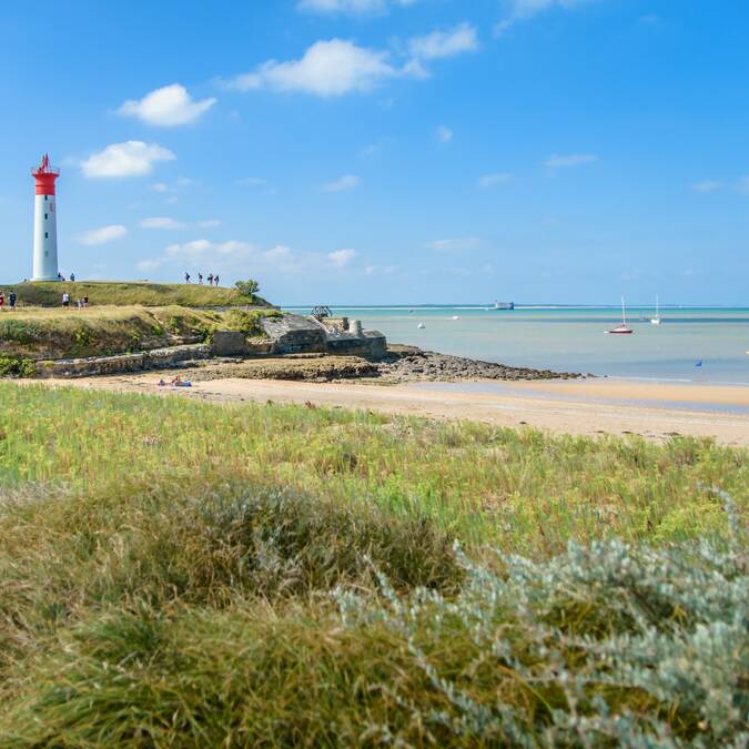 Les 2 tours du phare de l'île d'Aix